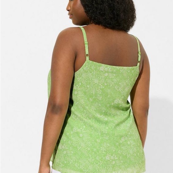 Torrid 3X Pin Tuck Square Neck Green Floral chiffon lined Camisole: 3511 - Picture 3 of 15